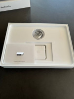 2022 MacBook Pro 13.3 Inch 512GB SSD TOUCH BAR