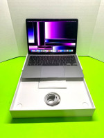 With Box ,Apple MacBook Air , (Retina,13-inch, Year 2020) 8 GB Ram ,M1