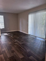 Dog and Cat-Friendly 450 SqFt Studio! Pets Welcome Here!