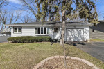 Wonderful home just 2 blocks from Lake Monona and Ester Beach!!