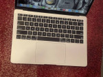 MacBook Air 13" – 256 GB SSD - Works Great