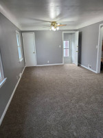 UPSTAIRS HOUSE APARTMENT FOR RENT PERFECT SHAPE