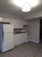 Beautifully updated 2 bedroom townhouse!