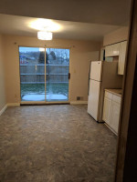 Beautifully updated 2 bedroom townhouse!