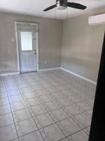 Beautiful upgraded single story duplex centrally located