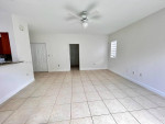 Spacious living and family rooms, formal dinning area, zebra blinds
