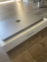 2021 MacBook 14” M1 Pro chip 16gb 512gb SSD