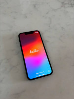 2 iPhones