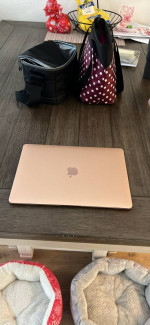 Macbook Air Gold (Retina, 13-inch 2020)