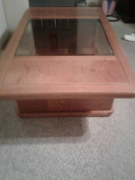 💖Reduced! Beautiful Solid Wood/Glass Coffee Table