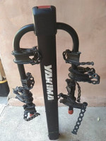 Yakima double down model bike rack holds 4 bikes