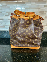 Louis Vuitton Drawstring  Bucket Shoulder Bag Brown/Tan Monogram Leather