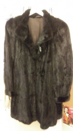 Black mink stroller -- Size 16-18