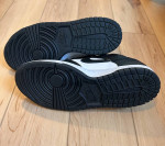 Nike panda low top dunks boys size 7y