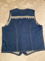 Women’s Western Wrangler Blue Denim VEST with LACE TRIM Size Medium