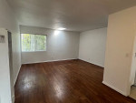 2badroom and 1 bathroom