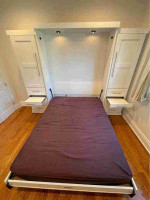 Queen Murphy bed in a perfect condition