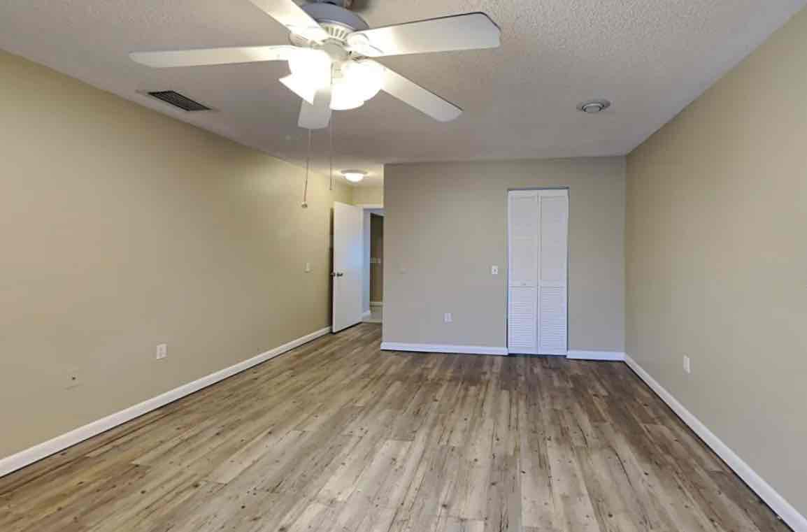 3BED/2.5BATH FOR HOUSE RENT
