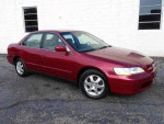 2000 Honda Accord SE in red color, used car with 162,414 miles for sale at $1,400.