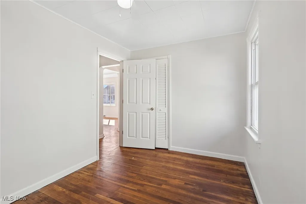 BEAUTIFUL SINGLE FAMILY HOME CLEAN & FRESH PAINT. and This 3bedroom, 1bath home has square feet 1,088 living space and it $800 monthly with all utilities included and the security deposit is $800.