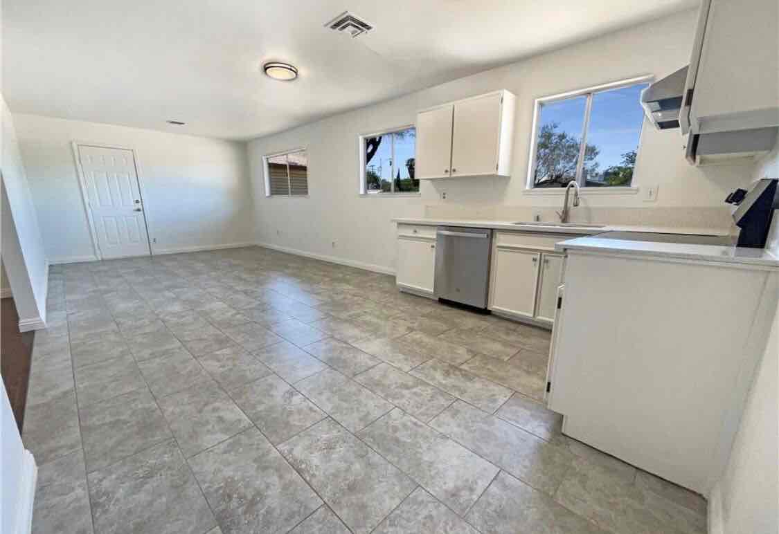 3bedroom 2bathroom available for rent