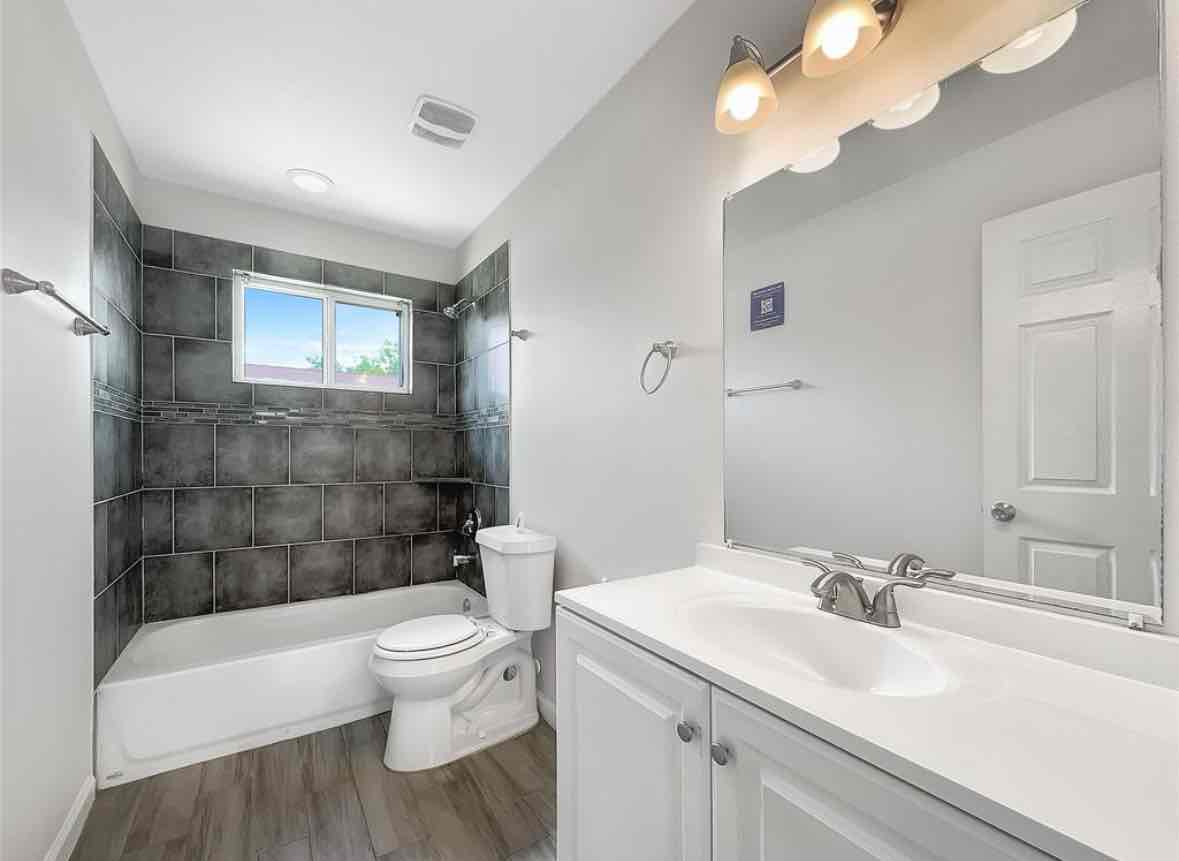 3bedroom 2bathroom available for rent