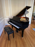 Yamaha G2 Grand Piano