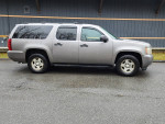2007 Chevrolet Suburban 4X4, one owner, minimal rust, well-maintained SUV ready for the road.