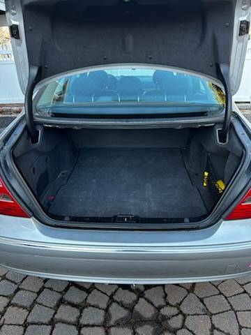 Mercedes-Benz 115,000 mi