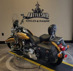 2017 Harley-Davidson® FLSTC - Heritage Softail® Classic