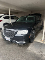 2016 Chrysler 300 95,000 mi