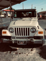 2005 Jeep Wrangler Sport 4WD  86,000 mi