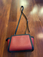 new no tag Michael Kors Selma Saffiano Leather Messenger Crossbody bag