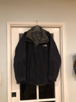 $500 North Face Gore-Tex Snow Ski Snowboard Jacket Black Mens Small