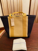 New unused Rothy's The Essential Tote Bag Ink/Ivory