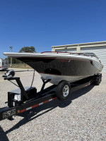 2003 Fountain 38 Lightning