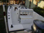 MAKO 17' CENTER CONSOLE 1990 W - 115 HP YAMAHA POWER TILT & TRIM, TR