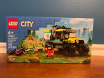 Lego #40582 4x4 Off-Road Ambulance