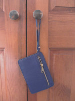 LEATHER TOTE HANDBAG & WRISTLET -NYC Designer Michelle Vale -New Cond.